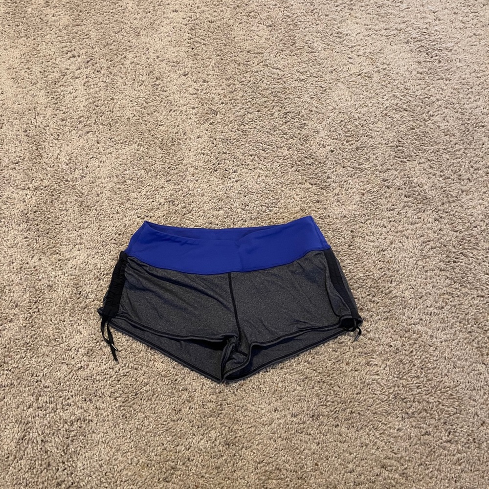 Lululemon Hot Move Short